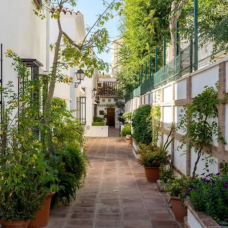 Casa Pueblo Lopez Holiday home Fuengirola